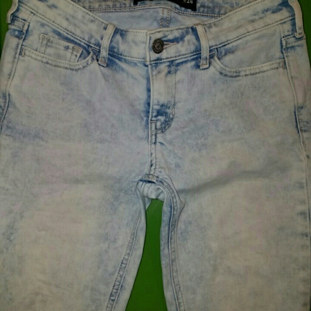 Hollister light washed jeans